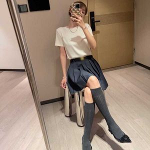 Designer Shenzhen Nanyou High-End MIU Home 2024 Early Spring Classic Langlebiges, weiches und bequemes Stoff-Kurzarm-T-Shirt OEYK