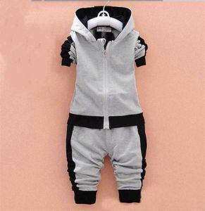 Toddler Bebek Erkek Kızlar Marka Giyim Setleri Takımlar Çocuklar Spor Ceketleri 2 PCSSETS KADIN ÇAPRAZLARI ÇOCUKLAR039S 2PCS Cott7347167