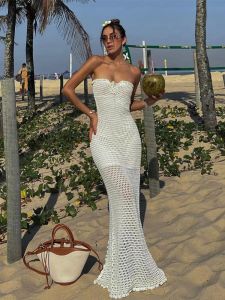 Kleid Y2K Trägerloses Strickkleid Frauen Ärmelloses Fishnet Aushöhlen Bodycon Langes Kleid Sommer Strand Sexy Bohemian Kleider Weiblich