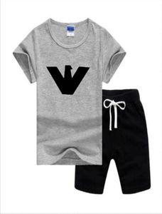 Bebê ternos de verão meninos estilo preppy conjuntos de duas peças crianças casual outdoorwear crianças cor sólida tshirt shorts roupas sets9582053