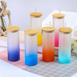 Garrafa de água de vidro fosco de cor gradiente em branco de sublimação de 16 onças com tampa de bambu e palha de plástico