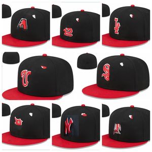 2024 Billiga All Team Selling Designer monterade hattar storlek baseball snapbacks passar platt broderi justerbara basket mössor utomhus sport hip hop beanies mesh cap mix