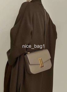 Britische Nischen-Brandneue 2024-Tasche für Damen, Leder, einzelne Schulter, Umhängetasche, leichter Luxus, Tofu, klein, quadratisch