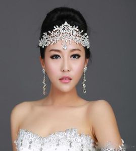 2019 eleganti diademi e corone accessori per capelli con strass per matrimonio Quinceanera spettacolo gioielli per capelli da sposa in cristallo Tia8616079