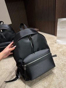 Mochila de nylon leve e clássica, tendência de rua da moda, grande capacidade, bolsa de ombro de luxo, designer de alta qualidade, estudantes, mochila de lazer, bolsas de designer