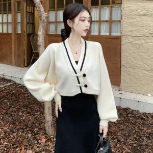 Cardigans ny kinesisk stil tröja kvinnor 2023 Autumn Winter Short Chic Vneck Knitwear Woman Vintage Button Loose Lantern Sleeve Cardigan