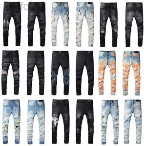 Mäns jeans 22SS TIKTOP MENS JEANS ENJÄSTA MOTORCYCLE BIKER JEAN ROCK Skinny Slim Ripped Hole Stripe Fashionable Snake Embroidery Denim Pants #648 240305