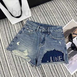 Damen-Shorts, Designer-Marke, frühes Frühjahr, New Ce, Altersreduzierung, süßer Mädchen-Stil, hohe Taille, abnehmend, Nagelperlen, Buchstabe, perforiert, Denim, 5SGK