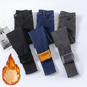 Kvinnliga termiska jeans vinter snö varm plysch stretch jeans dam mager förtjockar studenter denim byxor fleece mamma päls byxor 240228