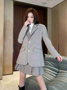 designer Shenzhen Nanyou high end Miu home 21 product commuting fashion pure desire style loose pleated skirt suit C4I3