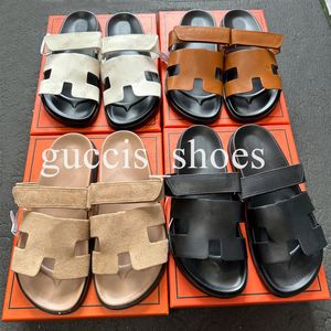 Designer Slide Hausschuhe Strand Klassische flache Sandalen Slide Luxus Sommer Dame Leder Flip Flops Top Qualität Männer Frauen Slides Sandale Größe 35-44 Sandalen für Frauen