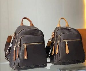 CC Lyxig designerväskor ryggsäckar ryggsäck bokväska män kvinnor skol bok väska lady back pack äkta läder presbyopisk ryggsäck duffel axelväska satchels