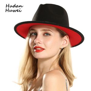 Europeiska amerikanska herrkvinnor svart rött lapptäcke jazz fedoras med band ull filt fedora bred grim panama stil hatt för festival t2001266q