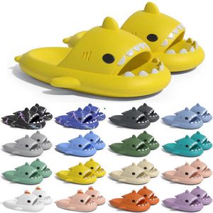 Gratis fraktdesigner Shark Slides One Sandal Slipper för män Kvinnor Gai Sandals Pantoufle Mules Men Women Slippers Trainers Flip Flops Sandles Color25