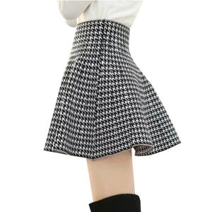 skirt Winter Plaited Knitted Mini Skirts Womens 2023 New Plaid Red Black Gray Short Pleated Skirts Sexy Tutu Skirts Basis