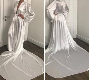 Nya Fsahion Night Robe Bathrobe Lace Pyjamas Wedding Bride Bridesmaid Robes Dressing Gown for Women Pyjamas Sleepwear Sweep Train26435429