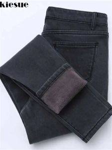 Calças de brim 2022 inverno jeans feminino lãs de ouro dentro espessamento denim calças de cintura alta calças quentes femininas calças de brim mulher