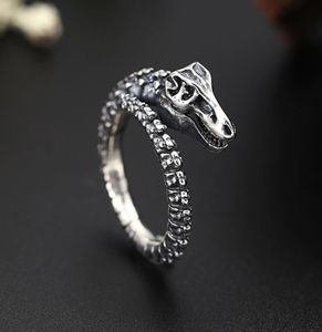 2019 Yeni 925 STERLING Gümüş Dragon Kemik Yüzüğü Punk Gotik Yeni Moda S925 Gümüş Yüzükler Erkekler Tay Gümüş Takı Açık boyutu 6191013