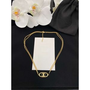 Womens Jewlery Necklace Designer for Women Pendant Necklaces Luxury Classic Necklace Woman Jewelry Gold Color Brass Necklaces Styles with Box