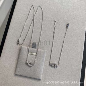 Desginer Freds Jewelry High 버전 Feijia Horseshoe Buckle Necklace Womens Small Full Diamond U 자형 18K 로즈 골드 금속 다이아몬드 쇄골 체인