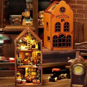 建築/DIYハウスDIYミニラビットタウンドールハウスCASA木製ドールハウスお子様の誕生日プレゼントのための家具玩具付きミニチュアビルキットキット