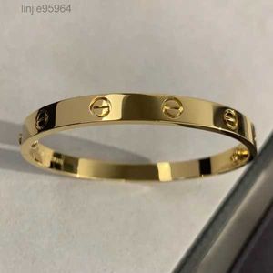 2024Series Gold Bangle for Man Au 750 18 k 16-21 Size with Box 5a Premium Couple Bracelet 052 1sssss