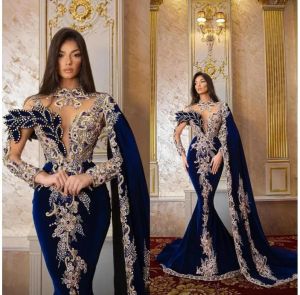 Royal Blue Velvet Mermaid Prom Dress Long Puffy Sleeves V-ringning Aftonklänning Veck Tavla aftonklänningar