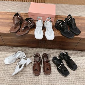 Verão retro casual sandálias de praia couro real fivela cinta flip flops dedo do pé aberto sandália de salto baixo chunky bloco salto sandálias de designer de luxo para mulheres sapatos de férias