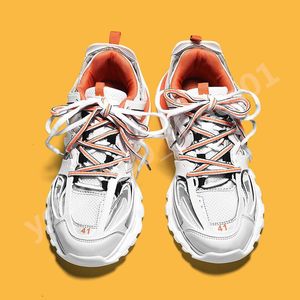 2024 3XL Track 3.0 Designer Sapatos Homens Mulheres Tripler Preto Sliver Bege Branco Ginásio Vermelho Cinza Escuro Sapatilhas Placa de Moda para Me Casual 35-46 Y36