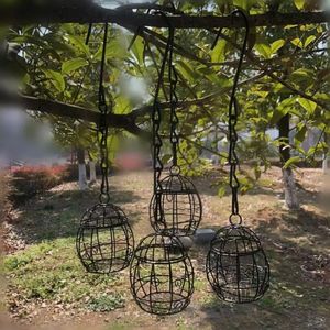 Other Bird Supplies Bite Resistant Durable Iron Decoration With Chain Feeder Rack Feeding Basket Wire Cage