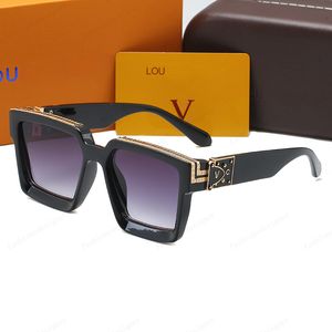 Mulher óculos de sol designer óculos de sol quadrado clássico óculos de sol moda senhora óculos de sol homens gafas clássicos para motoristas de praia óculos de sol de negócios presente legal