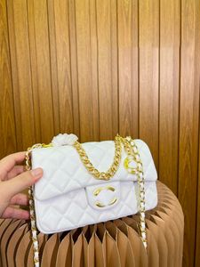 Mody designerskie torby łańcuchowe torebka torebka kobiety cc skórzana klapa jambina