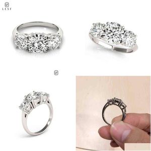 Bröllopsringar LESF 925 Sterling Sier Womens Ring 3 Stones 2 Karat rundade Sona Simated Diamond Engagement 211217 Drop Delivery Jew DHCDG