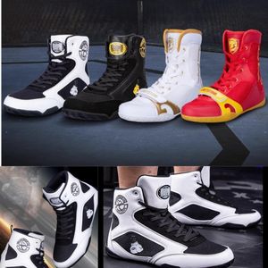 Scarpe da wrestling uomini boxe sneakers sneaker traspiranti con scarpe da wrestling antidripli di volo da volo di volo Gai