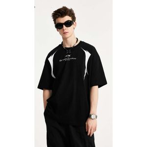 Inf Men 's Wear | 2024 스프링/여름 새로운 기능 경주복 인쇄 티셔츠 단순하고 세련된 브랜드 짧은 슬리브 남자 마모