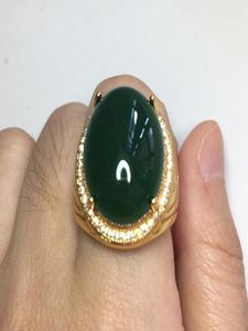 Vintage Lüks Büyük Oval Yeşil Yeşim Emerald Taşlar Elmaslar Erkekler İçin Halkalar Altın Renk Takı Bague Bijoux Moda Aksesuarları9354069