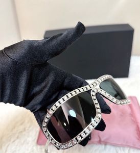 Luksusowe okulary przeciwsłoneczne z diamentami pilotażowe okulary przeciwsłoneczne Goggle dla kobiet anty-UV400 Najwyższej jakości słynne klasyczne klasyczne okulary przeciwsłoneczne A7155C