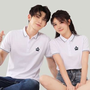 サマーカレッジスタイルのトップ、女性の幼稚園の先生のTシャツ、作業服、アンチグレアショートスカートセット、卒業女性の半袖ポロシャツ