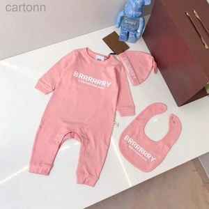 Footies baby rompers مجموعات حديثي الولادة مصممة بذلة العلامة التجارية الجديدة Born Girls Boy Kids Letter Costume Salke Complemuit Bemsuit Kids for Babies 240306