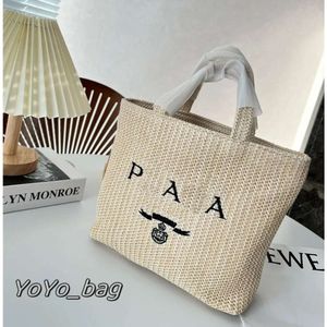 Straw Bags Designer Bag 2024 summer Stripe Woman Crochet Tote Luxury Handbag Summer Shopping Purse Totes Shoulder Handbags Triangle