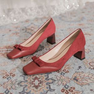 6368-5 Sapatos de casamento femininos salto grosso salto alto quadrado pode ser usado todos os dias não cansativo pés sapatos de noiva vermelho alegre mostrando sapatos Hee
