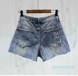 2024 tvättade denim shorts designer byxor kvinnor blå a-line heta byxor