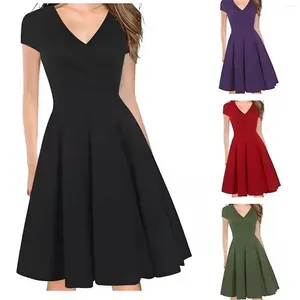 Casual Dresses 2024 Autumn European and American Fashion Women's Solid Color Dress med stor gunga Thanksgiving