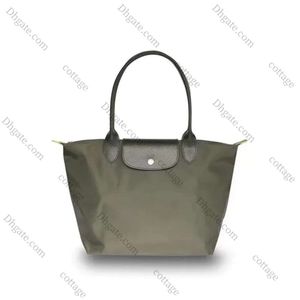 2024 Fashion Luxury Brands Ladies Handbag Trend Simple Casual stor kapacitet dumplingsformad nylon axelväska