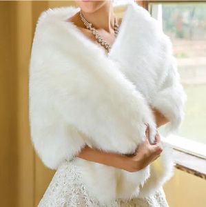 Одеть горячую продажу дешевая свадебная куртка невеста на мысе зима высококачественная новая болеро -марибус Фуррурные свадебные аксессуары