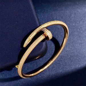 2023 New arrive Jewelry full CZ Love nail Bracelet Bangle with crystal for woman Gold Plated Heart Forever Love Bangle Jewelry For WomenHAML 3HJW5