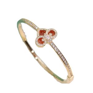 Marchio originale Versione alta Oro TFF Iris Giada rossa Calcedonio Bracciale Donna Stile cinese Agata Ruyi Chiusura con chiave piena di diamanti Con logo