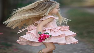 2020 marki sukienki księżniczki dla dziewcząt urocza płatek rękawa różowa kraciasty tutu sukienka dla dzieci 039s Designer Ubrania FACTROY WH5438783