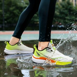 Nowe przybycie butów do biegania Kobiety Sneakery modne czarny biały niebieski fioletowe szarie trenerzy męskie gai-41 sportowy rozmiar 36-44 gai