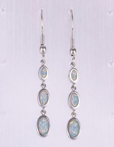 Dangle żyrandol owalny Kształt White Fire Opal Srebrna biżuteria dla kobiet Drop Kolczyka Chandelierdangle3186507